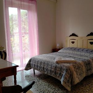 Camera con letto queen size